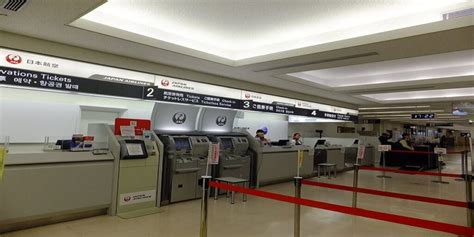 japan airlines check-in time